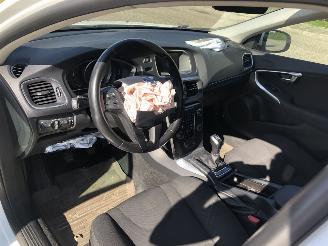 Volvo V-40 2.0 T2 Momentum 90kW E6 picture 6
