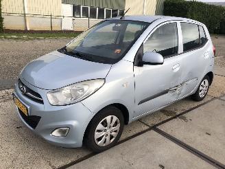 Hyundai I-10 1.2i 63kW E5 Airco picture 2