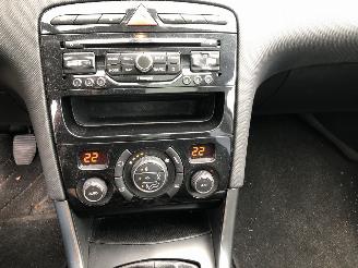 Peugeot 308 16vti 88kW HB Airco Navi Pano picture 8