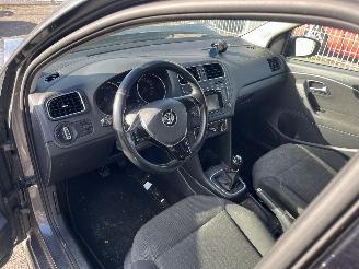 Volkswagen Polo 1.2 tsi picture 10