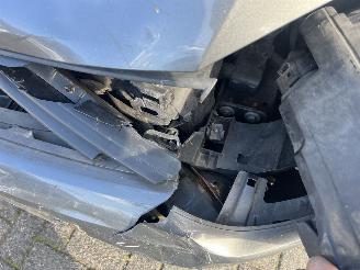 Volkswagen Polo 1.2 tsi picture 32