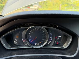 Volvo V-40 R-design 1.5 t3 Automaat weinig km !! picture 11