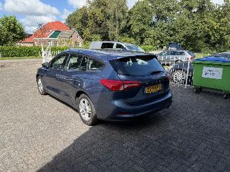 Ford Focus  picture 3