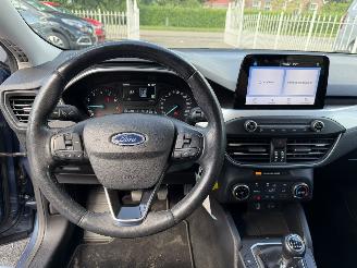 Ford Focus  picture 8