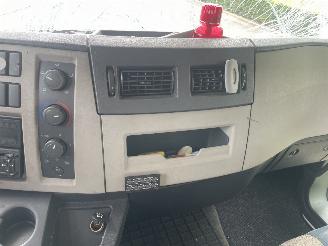 Volvo FL FL 210 Dhollandia Automaat Euro6 picture 18
