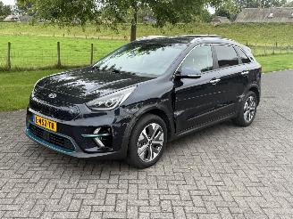 Unfallwagen Kia e-Niro Dynamicplusline 64 kWh / Automaat / Panorama 2021/8