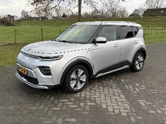 Vaurioauto  passenger cars Kia Soul e-Soul Comfortline 64 kWh 2020/12