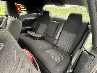 Dodge Challenger SXT V6 picture 9