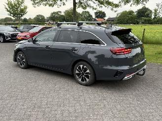 Kia Ceed 1.6 GDI PHEV BUSINESS LINE / Automaat picture 6