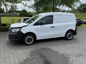 damaged commercial vehicles Renault Kangoo E-Tech Advance 44 kWh 2023/9