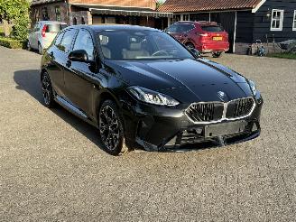 BMW 1-serie 116 90 KW / M-Pakket / Leer picture 3