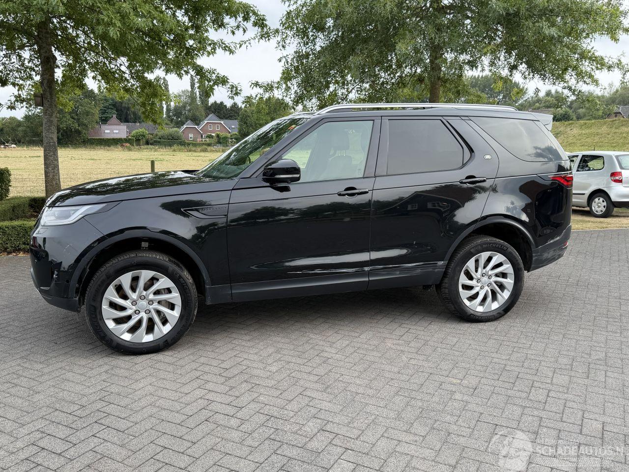 Land Rover Discovery 5 S D250 AWD / Mild-Hybrid