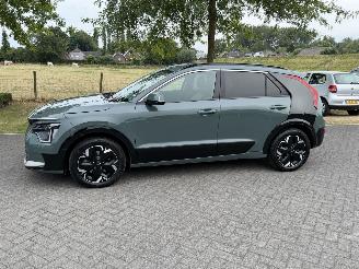 Unfallwagen Kia Niro Edition 7 / 64.8 kWh / Leer 2023/4
