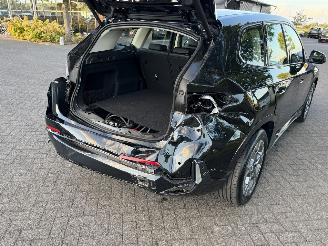 BMW iX1 eDrive20 Xline / Leer / Automaat picture 11