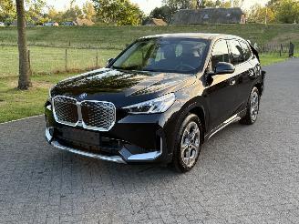 BMW iX1 eDrive20 Xline / Leer / Automaat picture 2