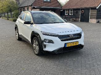 Hyundai Kona EV Premium Sky 64 kWh picture 3