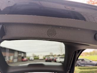 Tesla Model Y Long range 75 kWh / Panorama / Leer picture 11