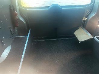 Volkswagen Transporter 2.5 TDI 300 DUBBEL CABINE picture 8