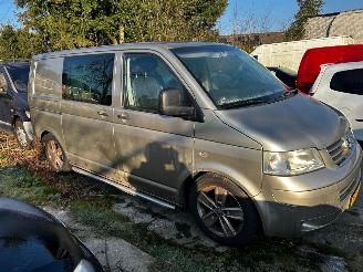 Volkswagen Transporter 2.5 TDI 300 DUBBEL CABINE picture 3