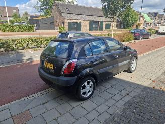 Kia Rio 1.4L picture 5
