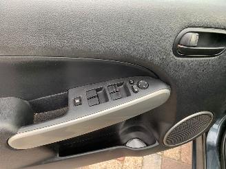 Mazda 2 1.5 S-VT EXECUTIVE picture 17