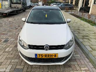 Schadeauto Volkswagen Polo 1.2 TSI HIGHLINE 2011/7