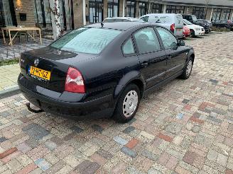 Volkswagen Passat 1.6 trendline picture 5