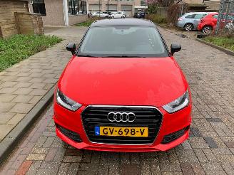 krockskadad bil auto Audi A1 1.0 TFSI S-LINE AUTOMAAT 2016/9