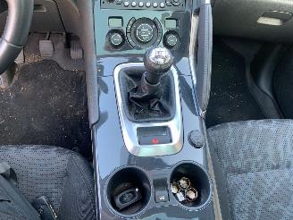 Peugeot 3008 1.6 VTI ST picture 17