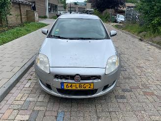 Vaurioauto  passenger cars Fiat  BRAVO 1.4 T-JET EDIZIONE SPORT 2010/3