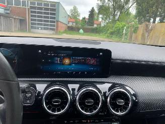 Mercedes Cla-klasse CLA 180 D picture 24