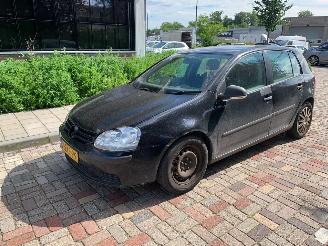 Volkswagen Golf  picture 3