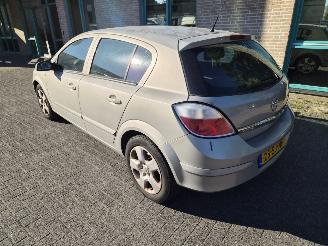 Opel Astra 1.6 EDITION picture 5