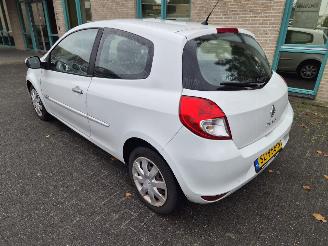 Renault Clio 1.2 collection picture 5