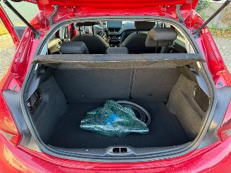 Peugeot 208 1.6 BLUE HDI ALLURE picture 18