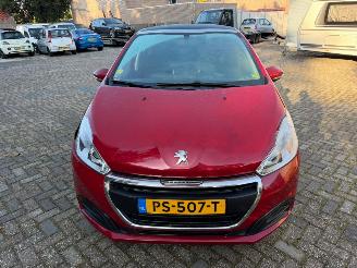 Unfallwagen Peugeot 208 1.6 BLUE HDI ALLURE 2016/5