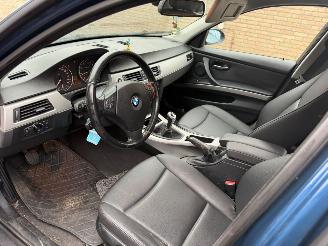 BMW 3-serie 318 I HIGH EXECUTIVE picture 11