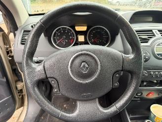 Renault Mégane 1.6 16V picture 18