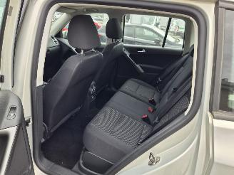 Volkswagen Tiguan 2.0 TSI 4 MOTION picture 12