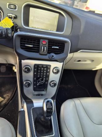 Volvo V-40 2.0 D2 OCEAN RACE picture 19