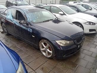 Sloopauto BMW 3-serie 3 serie (E90), Sedan, 2005 / 2011 320d 16V 2005