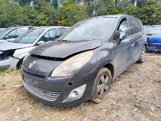 Auto incidentate Renault Grand-scenic Renault Grand Scénic 1.4 TCe Dynamique 2009/1
