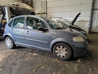uszkodzony samochody osobowe Citroën C3 C3 1.4i-16V S&S Sensodrive 2007/1