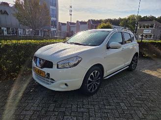 škoda osobní automobily Nissan Qashqai 1.6 16V SUV  Benzine 1.598cc 86kW (117pk) FWD 2010-11/2014-01 (J10A; J10B) HR16DE 2012/1