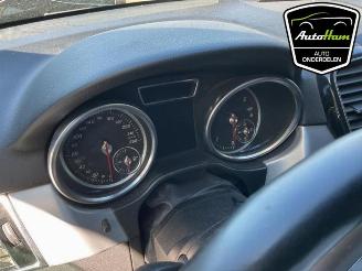 Mercedes GLE GLE (W166), SUV, 2015 / 2018 350d 3.0 V6 24V BlueTEC 4-Matic picture 16