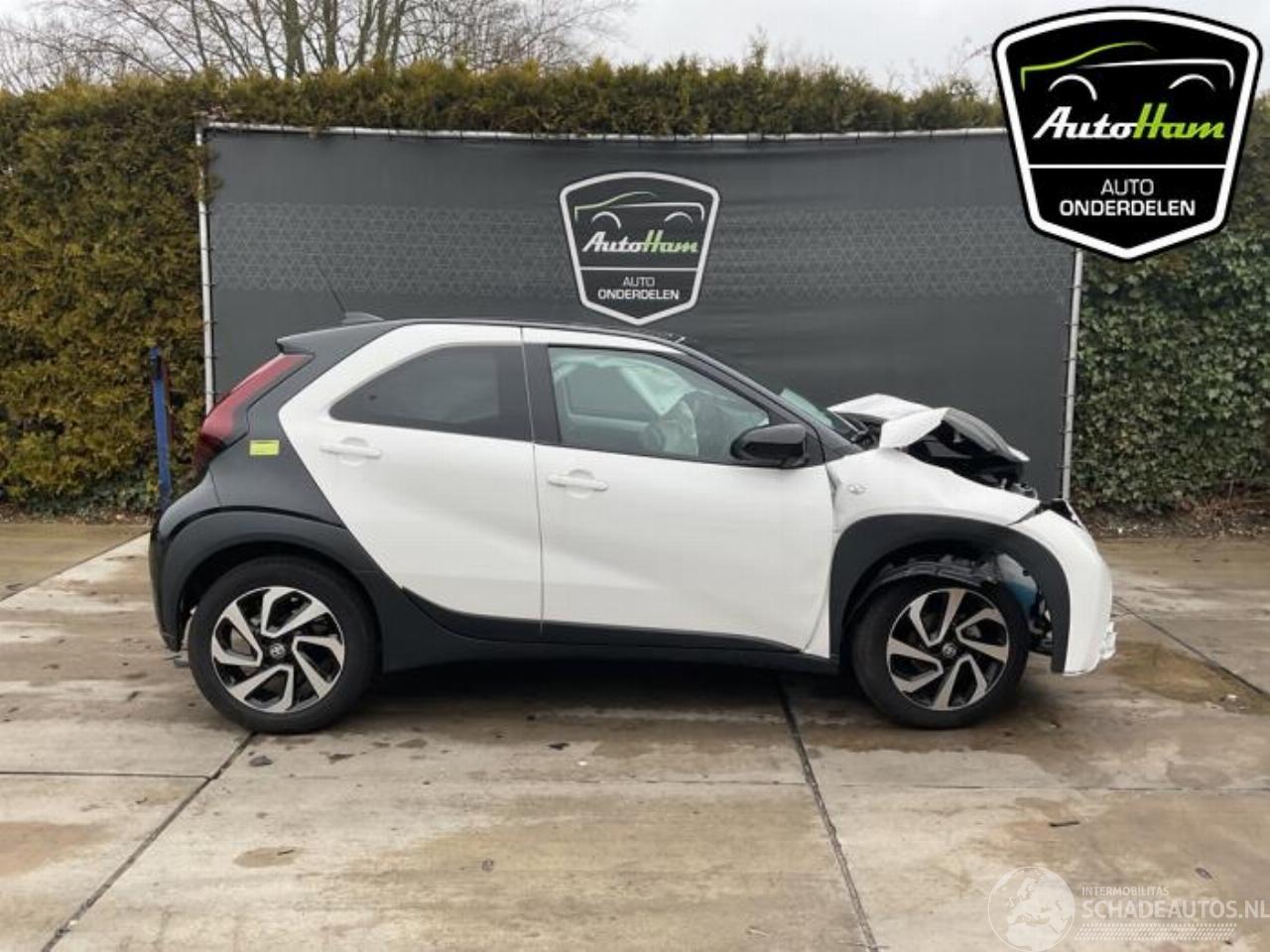 Toyota Aygo Aygo X, Hatchback, 2022 1.0 12V VVT-i