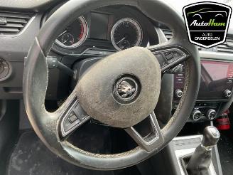 Skoda Octavia Octavia Combi (5EAC), Combi 5-drs, 2012 / 2020 1.0 TSI 12V picture 15