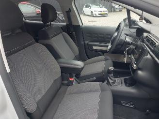 Citroën C3 1.2 Vti 12V PureTech Hatchback  Benzine 1.199cc 61kW (83pk) picture 7