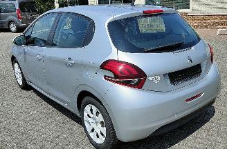 Peugeot 208 Peugeot 208 Like picture 6