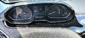 Peugeot 208 Peugeot 208 Like picture 9